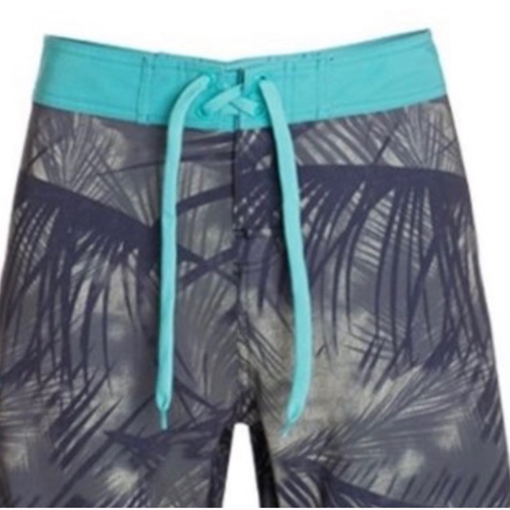 NWT! Clearance 🔥Men’s Tropical Board Swimming Shorts - Picture 4 of 4